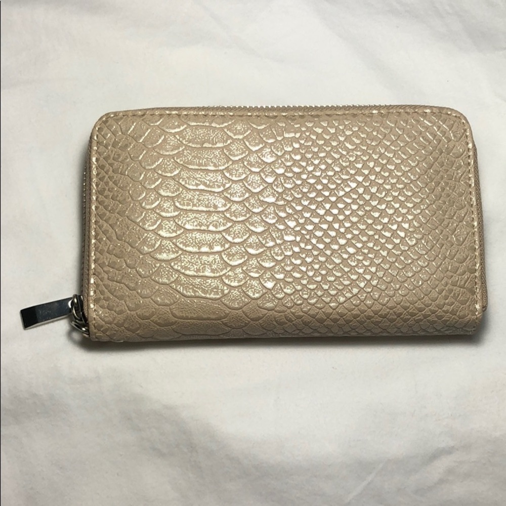 Tan snakeskin wallet